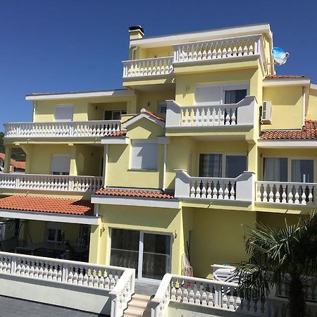 Apartments Jareb Tribalj エクステリア 写真
